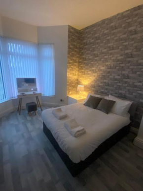 No.6 York Villas Guest House